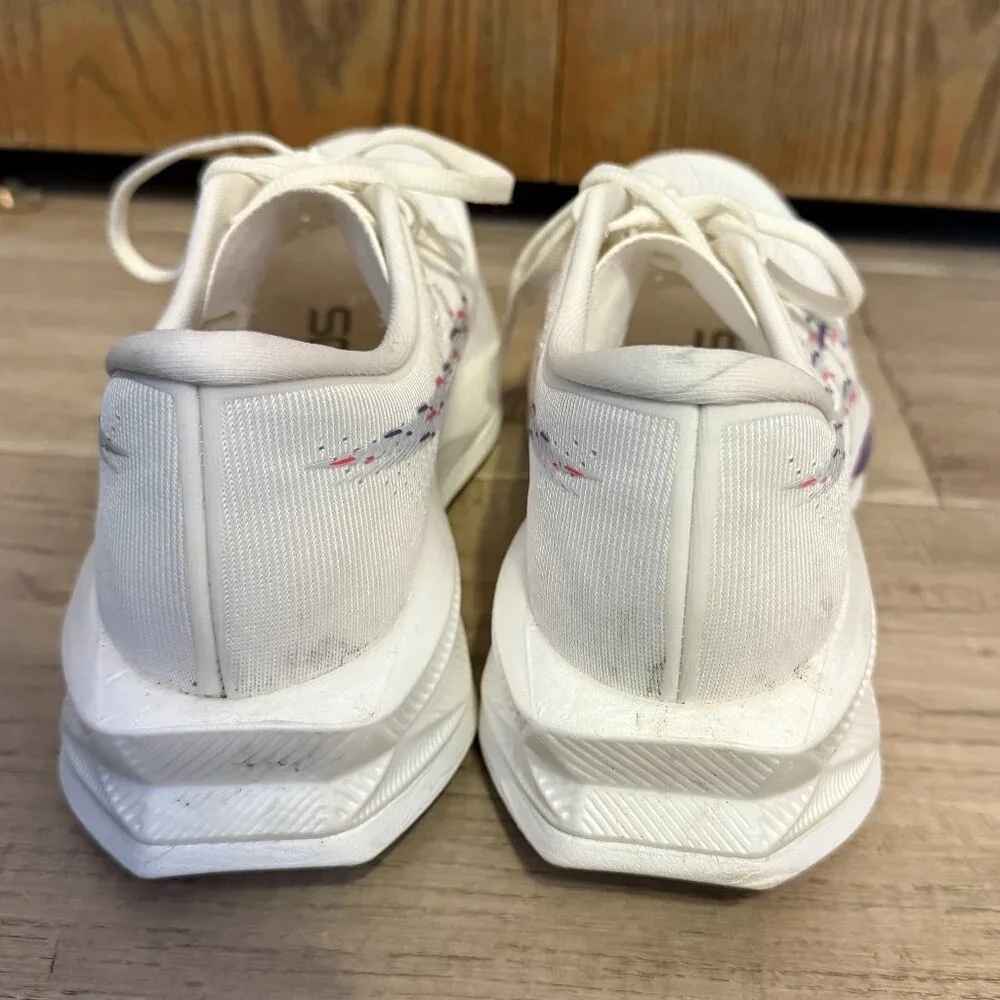 Women's Asics Sonicblast size 8 B(regular width)